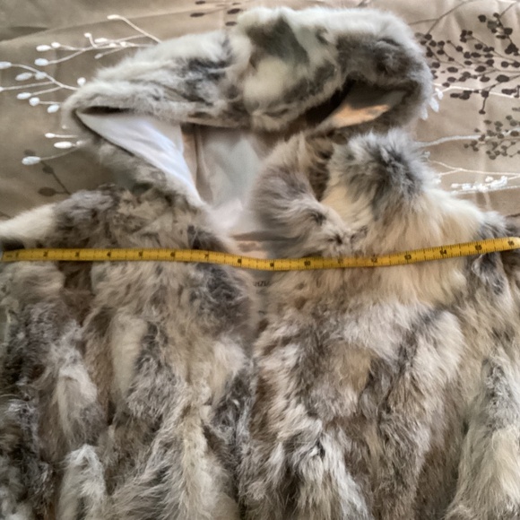 Patrizia Luca Milano Fur Hooded Vest - Picture 10 of 11